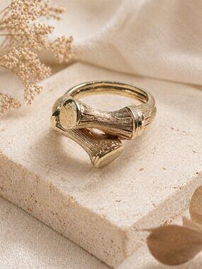 Vintage Avon Bamboo Gold Tone Adjustable Ring 1972 Bamboo Magic Size 6–7.5